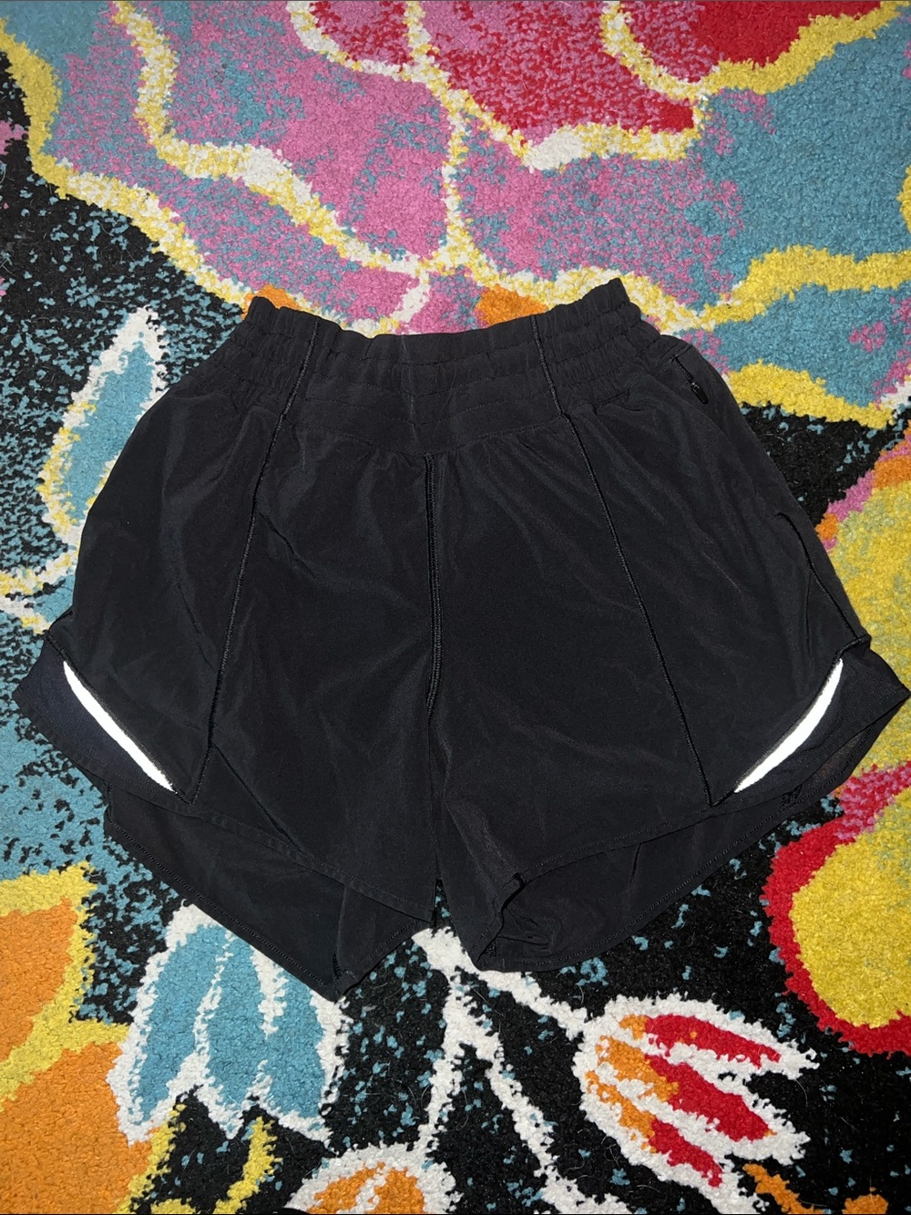 Lululemon Athletica Black Hotty Hot Short Women’s 4